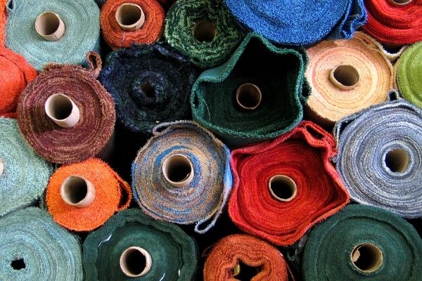 What Is Polyester? Easy Guide To Recycled Polyester Fabric